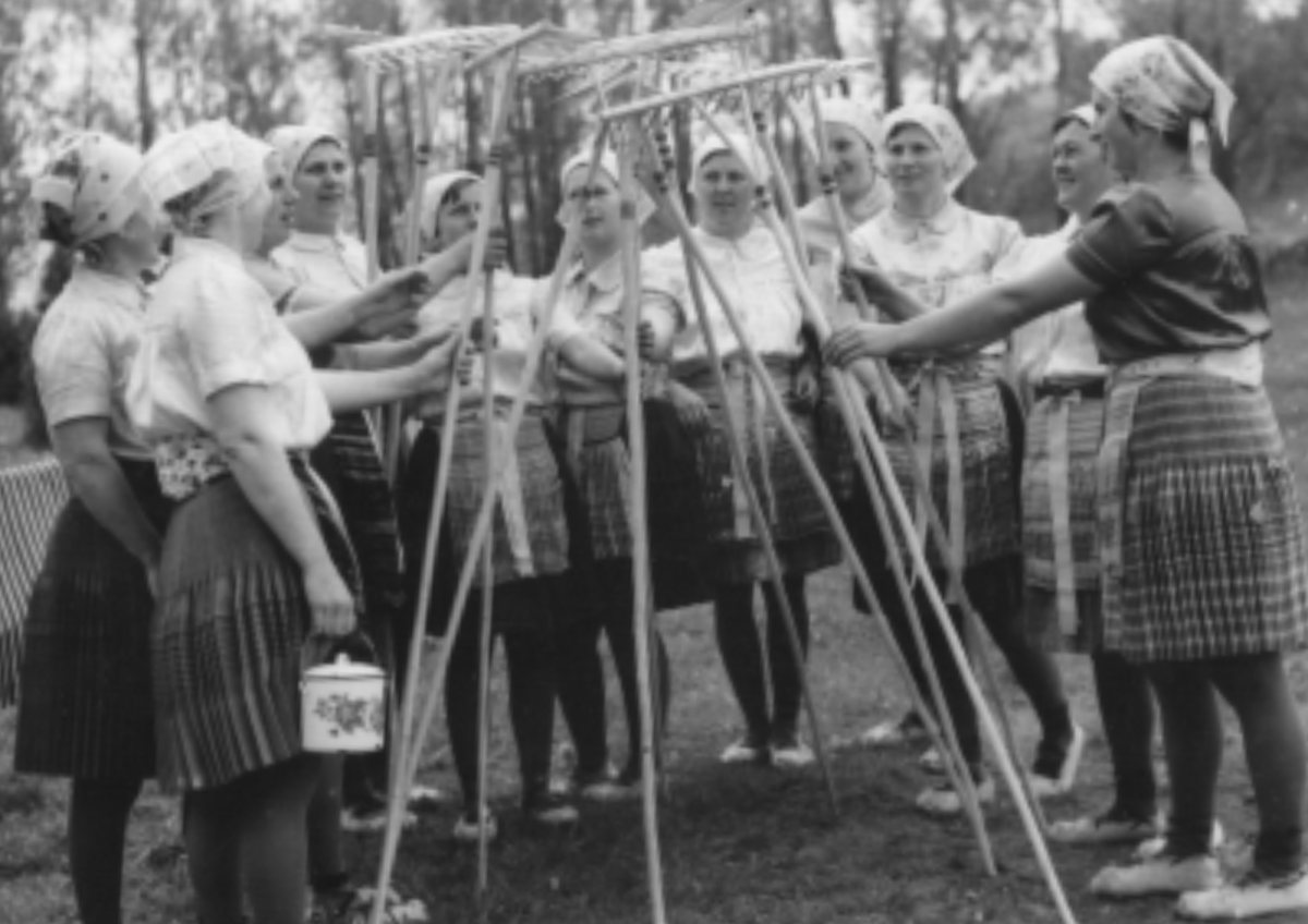 Historická fotografia zo života obce Malý Lipník