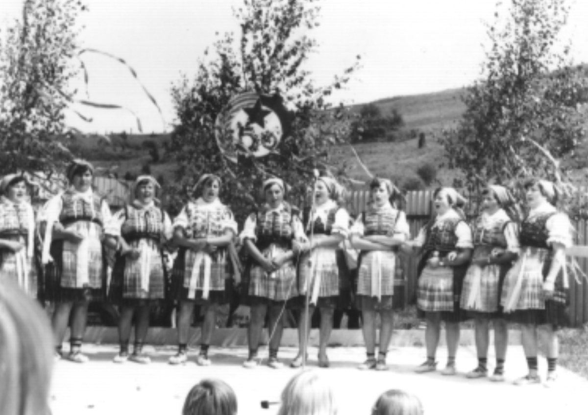 Historická fotografia zo života obce Malý Lipník